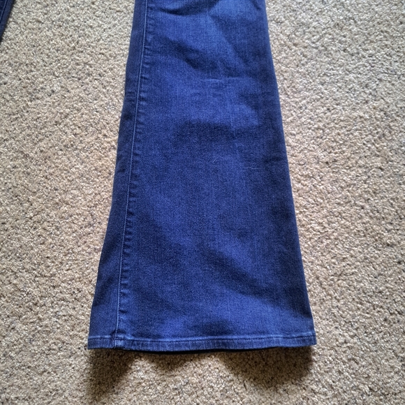 Ingrid & Isabel maternity jeans, size 31, flare legs - Picture 7 of 14